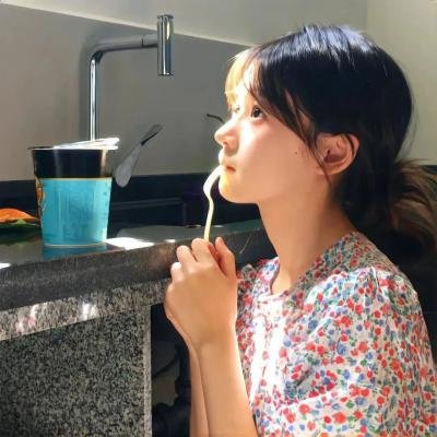 戎马香宵